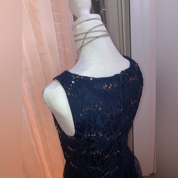 SPEECHLESS Navy Sequins Sparkling Sleeveless Tulle Lace Lined Lace Midi  Size 5 - Picture 4 of 11
